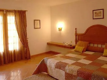 Quinta Da Lagoa 3* פראיה דה מירה