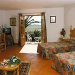 Quinta Da Lagoa Otel
