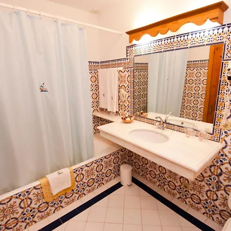 金塔德拉格酒店 3*