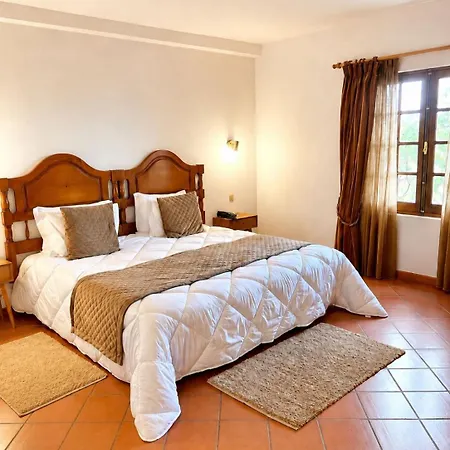 Quinta Da Lagoa Hotel