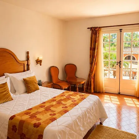 Quinta Da Lagoa 3*