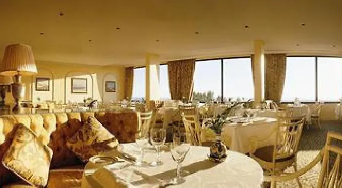 金塔德拉格酒店 3* 普拉亚德米拉